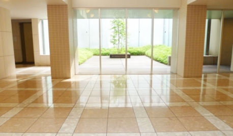 エントランスホール