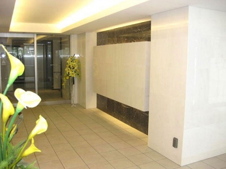 エントランスホール